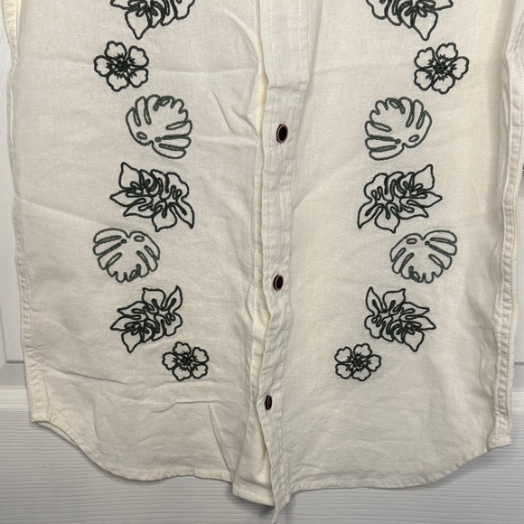 NWT Gymboree Button Down Shirt with Floral Design - Picture 4 of 7